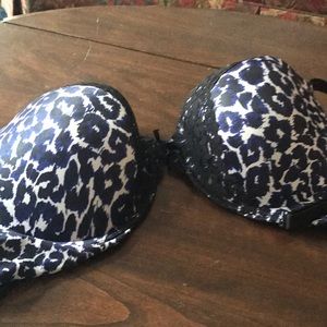 Leopard print Victoria's Secret bra